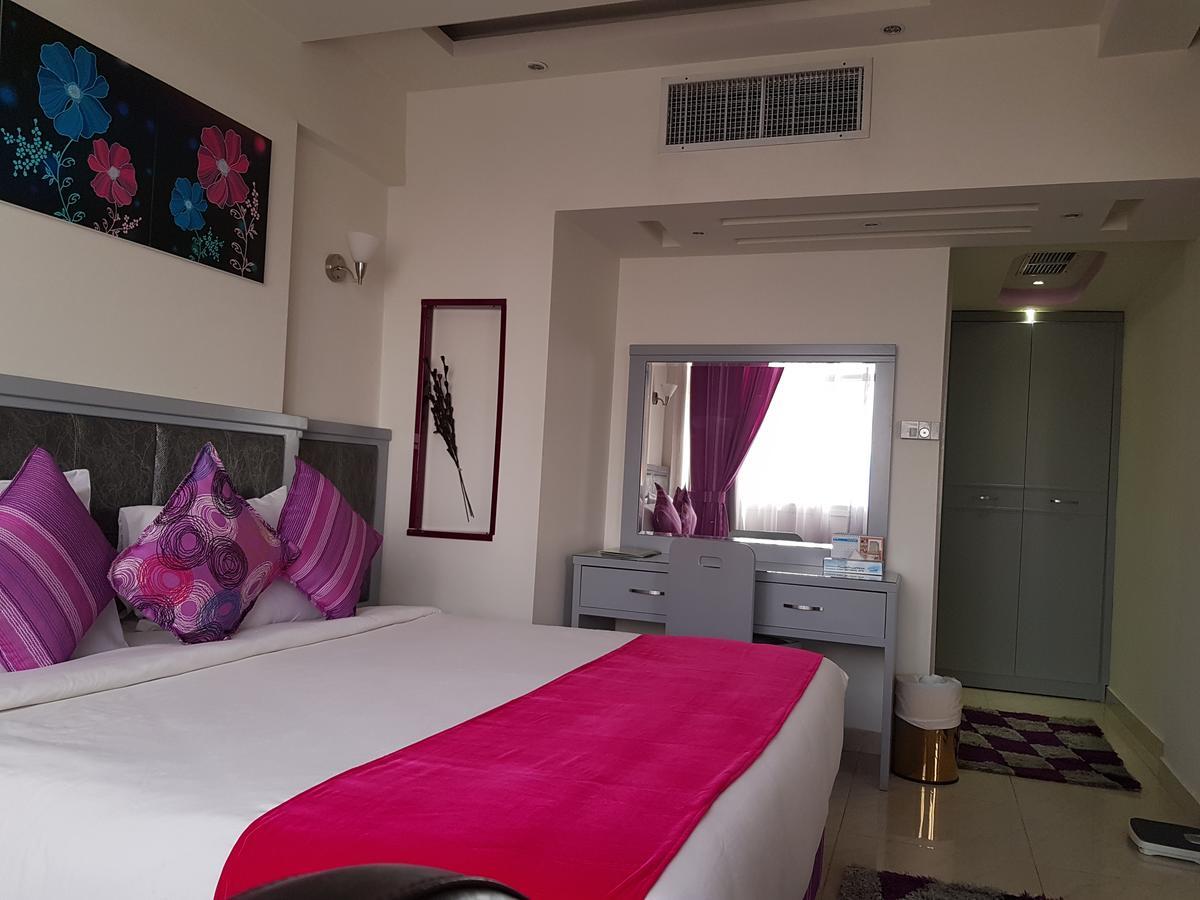 כוויית Kuwait Continental Hotel מראה חיצוני תמונה