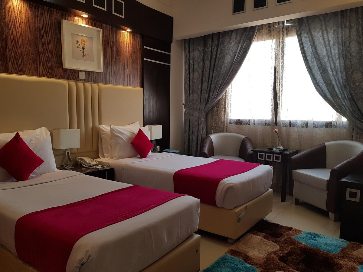 כוויית Kuwait Continental Hotel מראה חיצוני תמונה